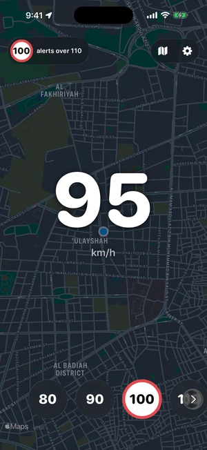 Speed readout over a dark street map, with the 100 road-sign button selected among the limit picker chips at the bottom